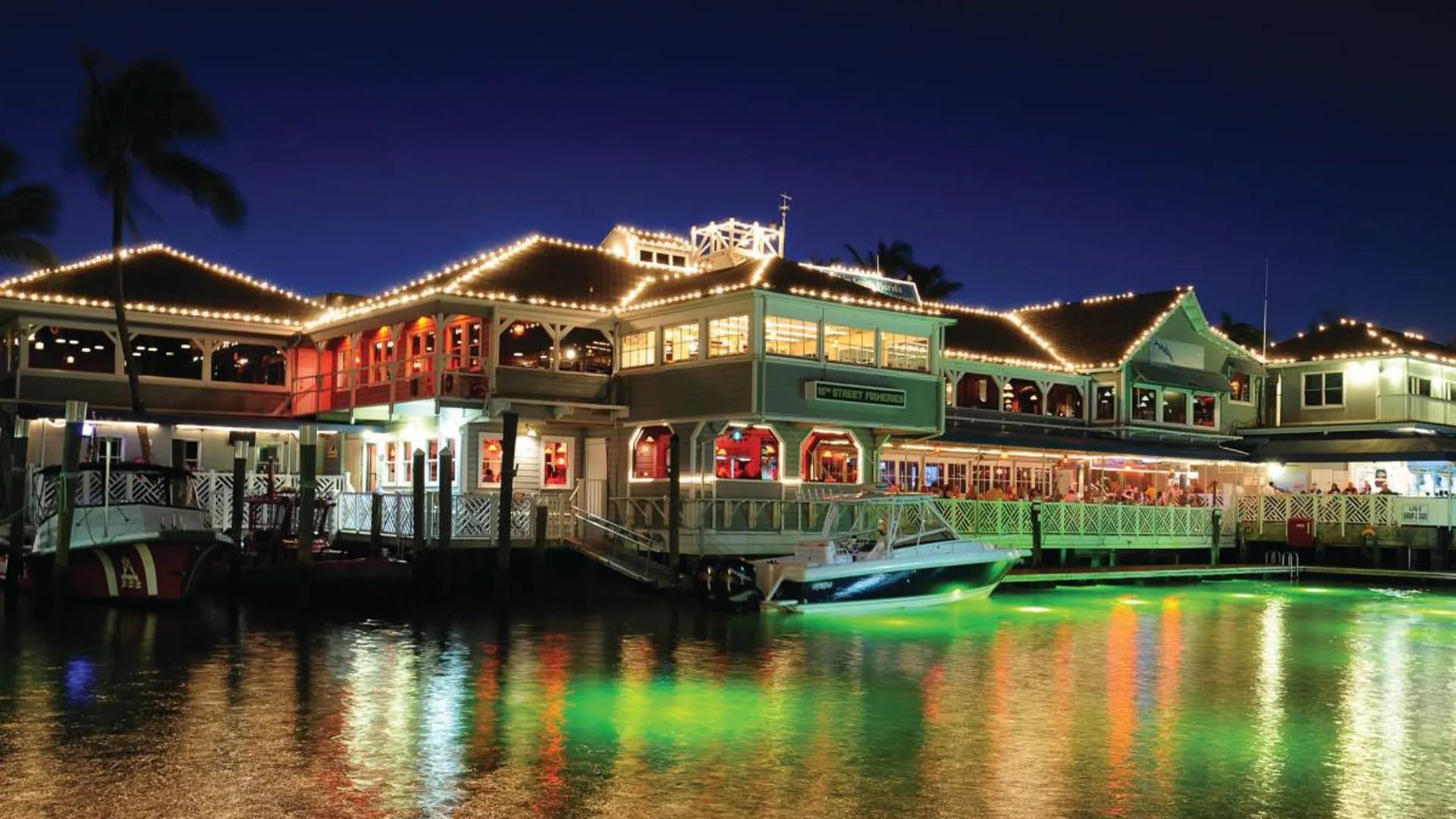 Waterfront restaurant along the Intracoastal Waterway in Fort Lauderdale